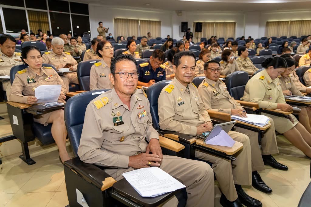 title - ส.ป.ก.พิษณุโลก ร่วมประชุมคณะกรมการจังหวัดฯ ติดตามการขับเคลื่อนนโยบายสำคัญ พร้อมเตรียมกิจกรรมเฉลิมพระเกียรติและเร่งพัฒนาจังหวัดอย่างต่อเนื่อง